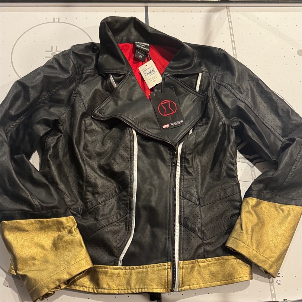 Her Universe Hot Topic Black Widow Jacket size Large